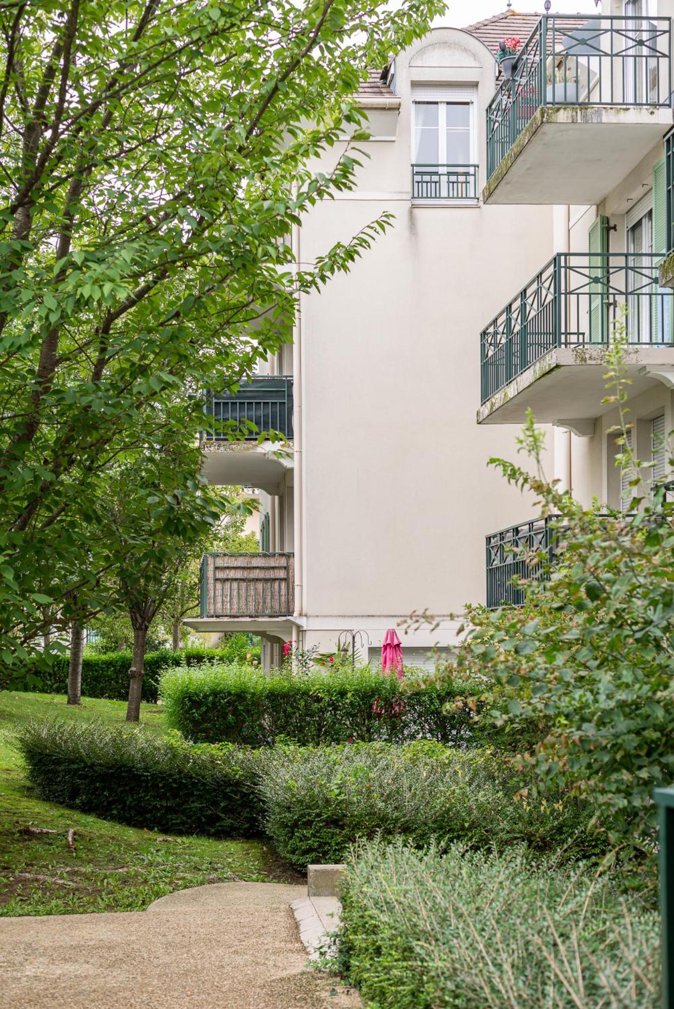 Orphee By Kleidos - 10min! Superbe T2, 4p, Parking Gratuit, Balcon * Magny-le-Hongre