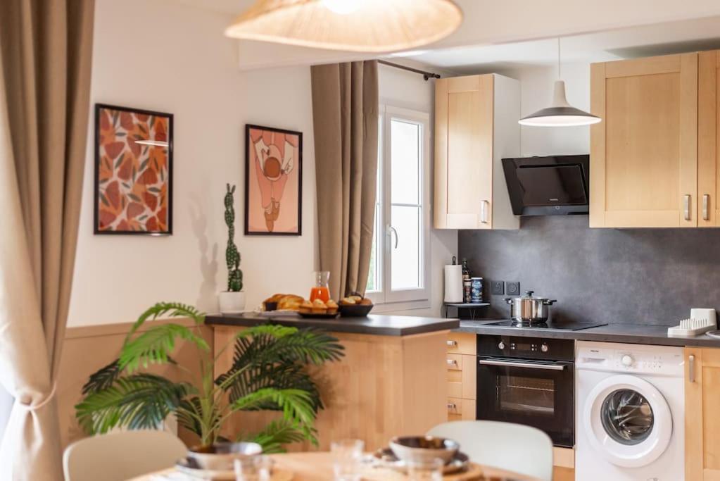 Orphee By Kleidos - 10min! Superbe T2, 4p, Parking Gratuit, Balcon * Magny-le-Hongre