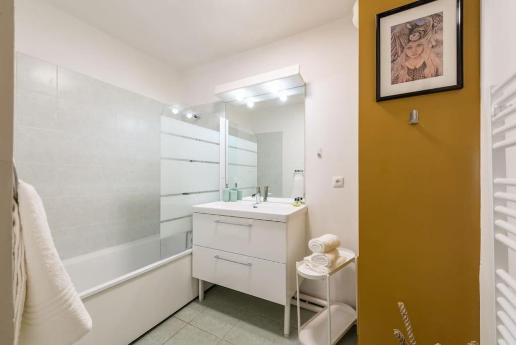 Orphee By Kleidos - 10min! Superbe T2, 4p, Parking Gratuit, Balcon Magny-le-Hongre
